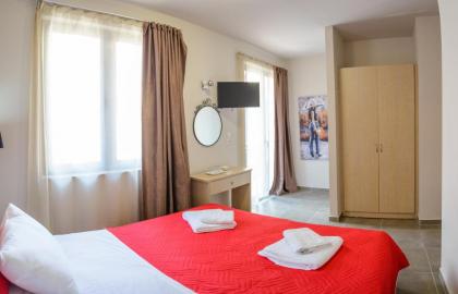LUX Hotel - image 18