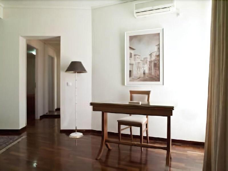 Ilisia Hotel - main image