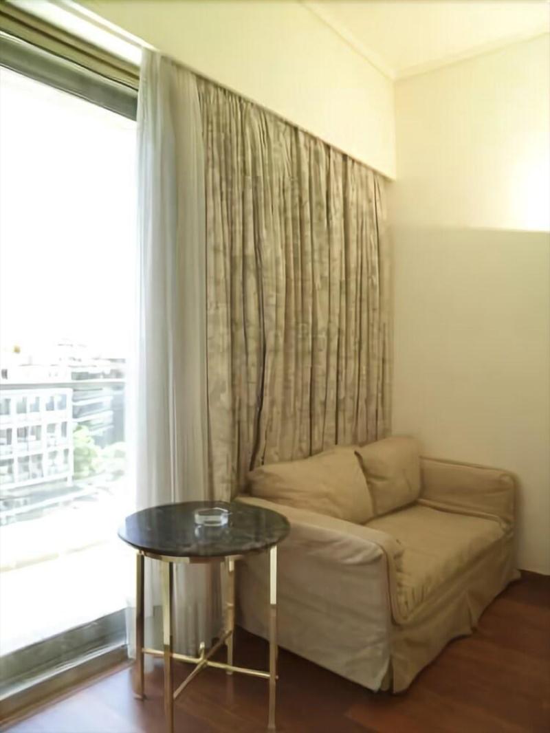 Ilisia Hotel - image 2