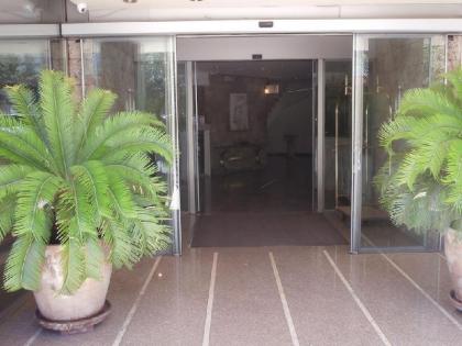 Ilisia Hotel - image 5