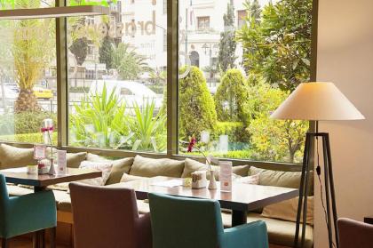 Athinais Hotel - image 1