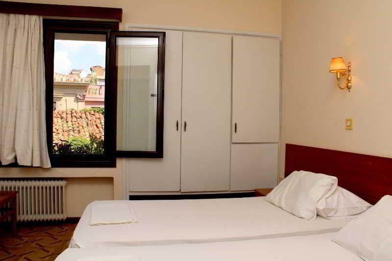 Nefeli Hotel - image 4