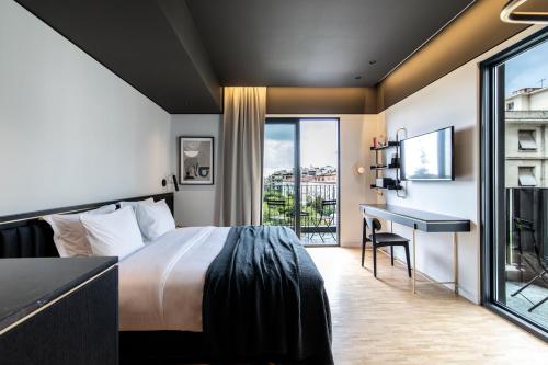 The Modernist Athens - main image