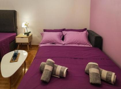 Elegant & Modern Apartment In The Heart Of Athens - image 17