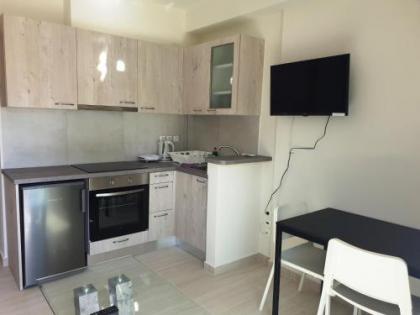 Elvita Apartments 3