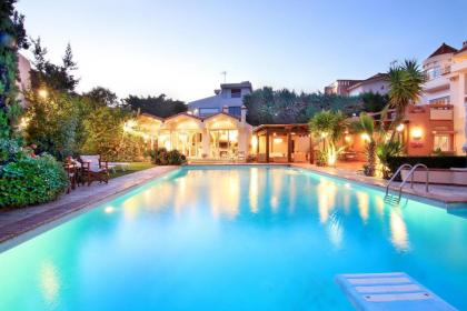 Oasis Pool House by GHH - image 8