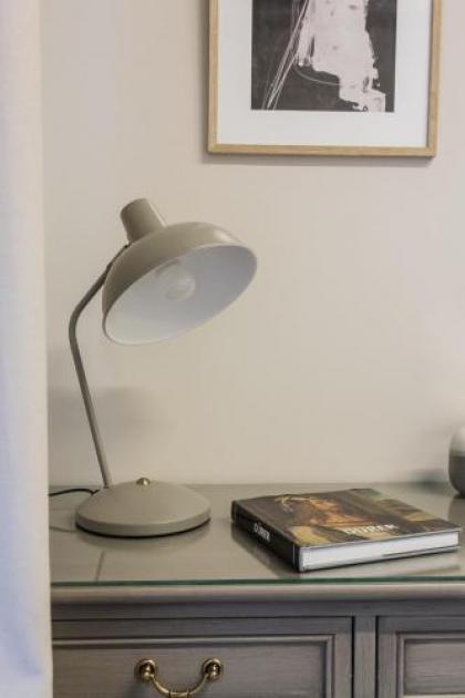 Tranquil Studio in Pangrati by UPSTREET - image 9