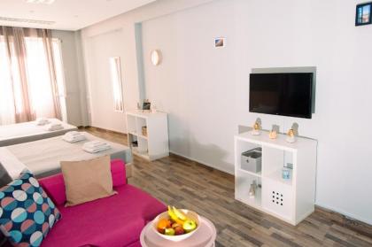 Ermou Downtown Studios by Hospitality Box - image 12