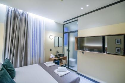 Metis Urbane Living Spaces - image 16