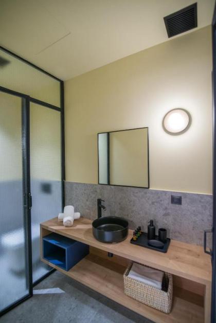 Metis Urbane Living Spaces - image 19