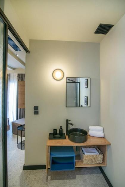 Metis Urbane Living Spaces - image 9