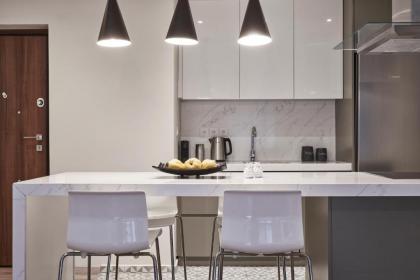 Charitos Iu03a7 Chic n modern 2BD Apt