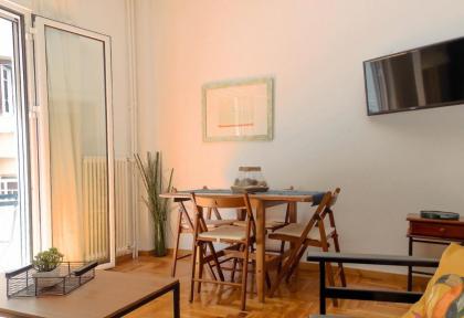 Cozy Plaka Apartment - image 15