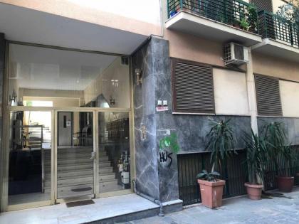 Cozy Plaka Apartment - image 19