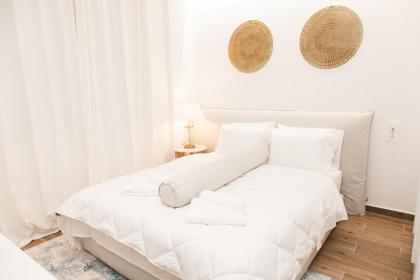Full-renovated adorable apartment in Athens - image 15