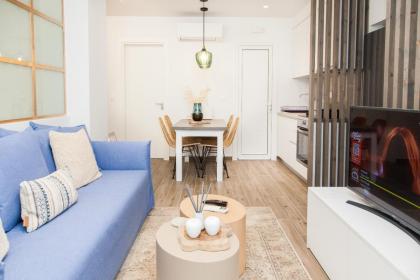 Full-renovated adorable apartment in Athens - image 20