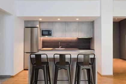 Athenian Stylish Living - image 6