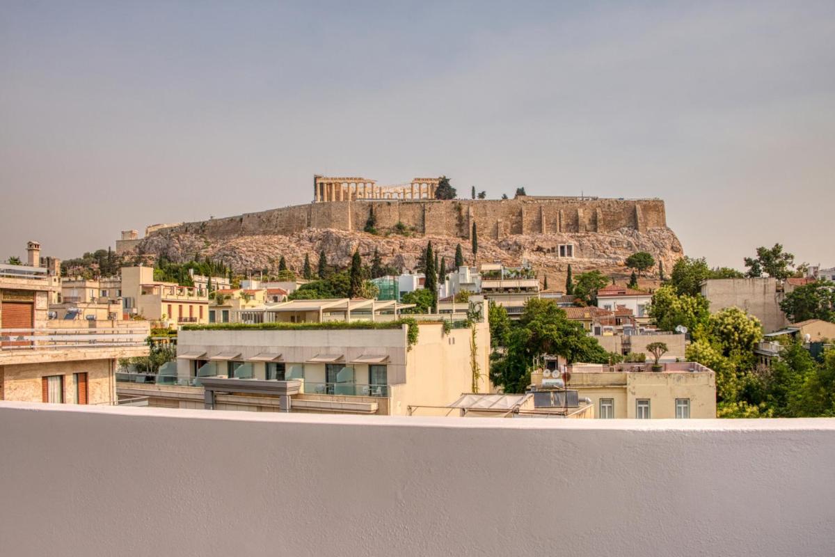 Cozy Deck Roof Apt at the Foothills of Acropolis - main image