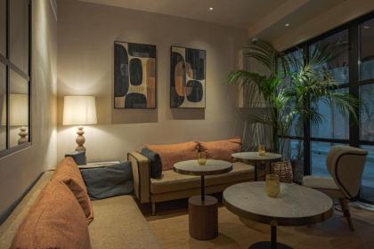 The Residence Aiolou Suites & SPA - image 9