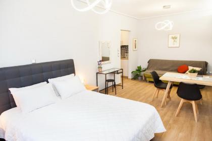 Contemporary & Chic in Central Athens near cultural sites - image 2