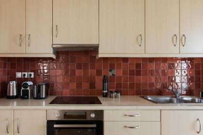 Exquisite 2BR Apartment in Agia Paraskevi by UPSTREET - image 10