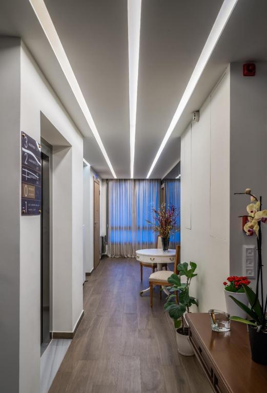 Athens Hill Luxury Apartments - image 3