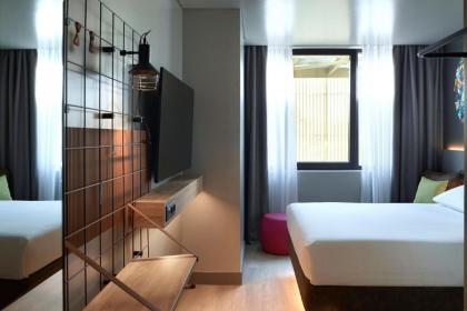 Moxy Athens City - image 9