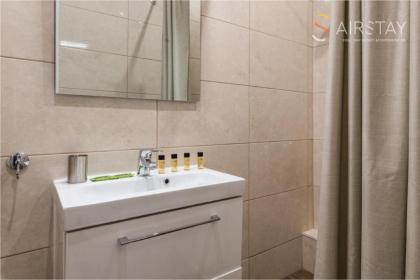 Anivia Apartments Airport by Airstay - image 12