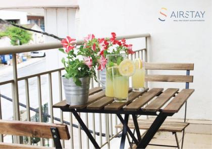 Anivia Apartments Airport by Airstay - image 5