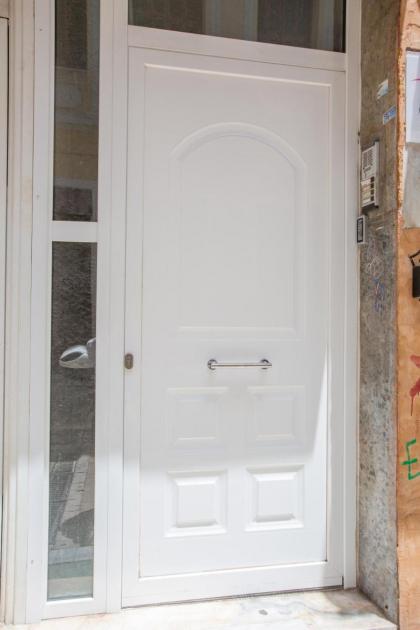 Raise Boutique Rooms in the Center of Athens