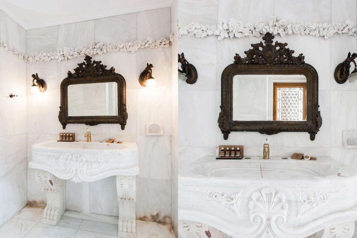 Step One | Luxury Suites right in the heart of Acropolis next to metro station - image 5