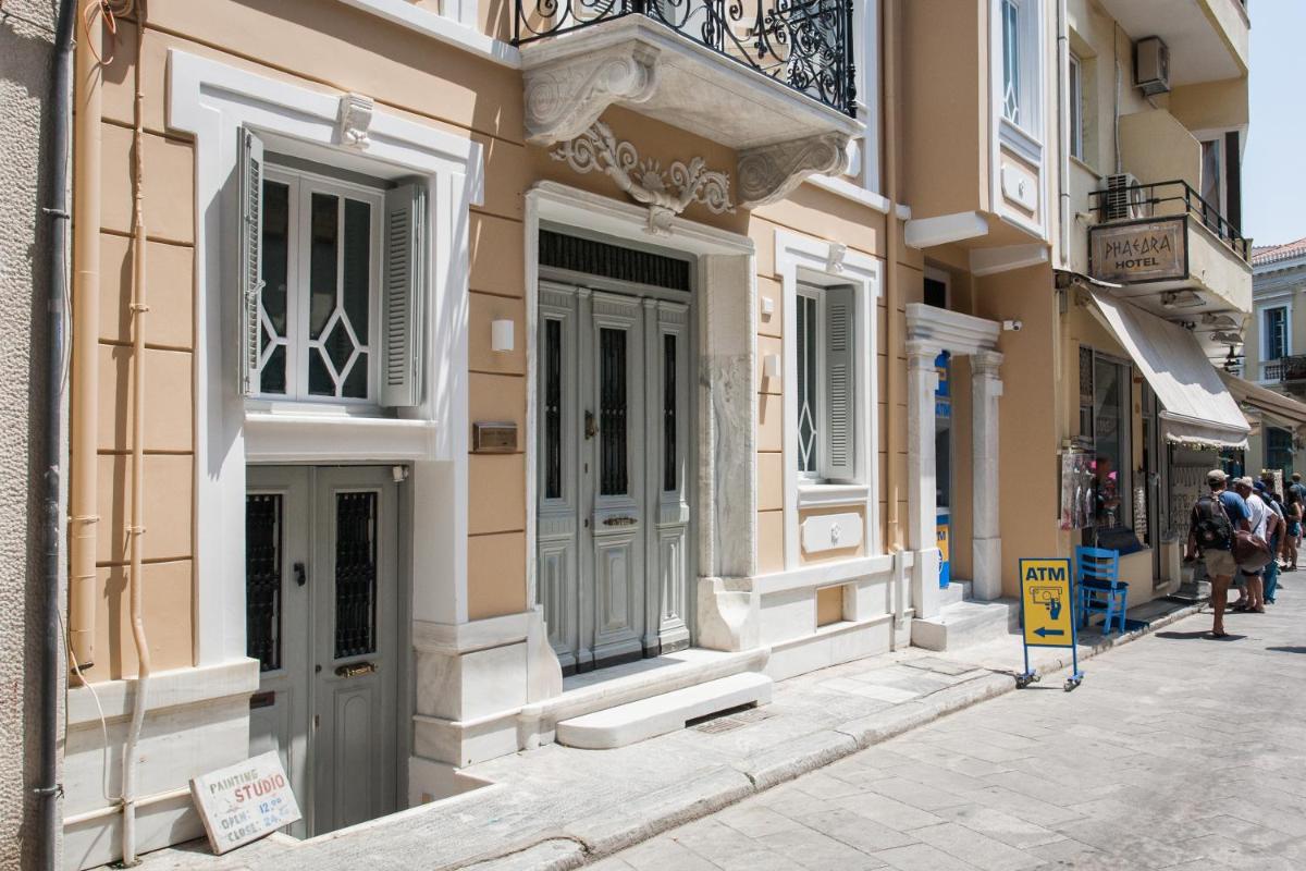 Step One | Luxury Suites right in the heart of Acropolis next to metro station - image 6