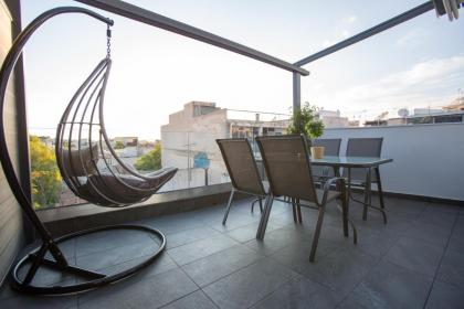 Raise Acropolis View Suites - image 4