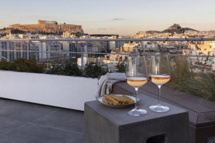 NEW STUNNING PENTHOUSE W/SPECTACULAR VISTAS! Athens