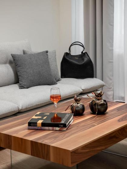 J&A Luxury Residence - image 9