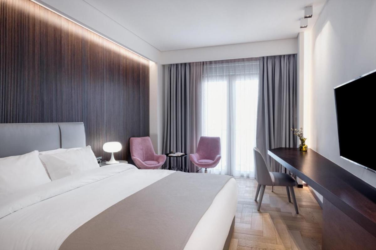 Brand New Executive Apartment in Kolonaki Square - main image