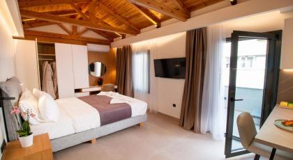 Paleo Suites - image 12