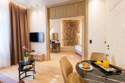 Paleo Suites - image 4