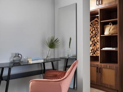 Athens City View Urban Suites - image 19