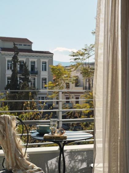 Athens City View Urban Suites - image 4