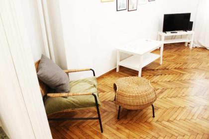 Warm & cozy apartment in the center of Athens - image 4