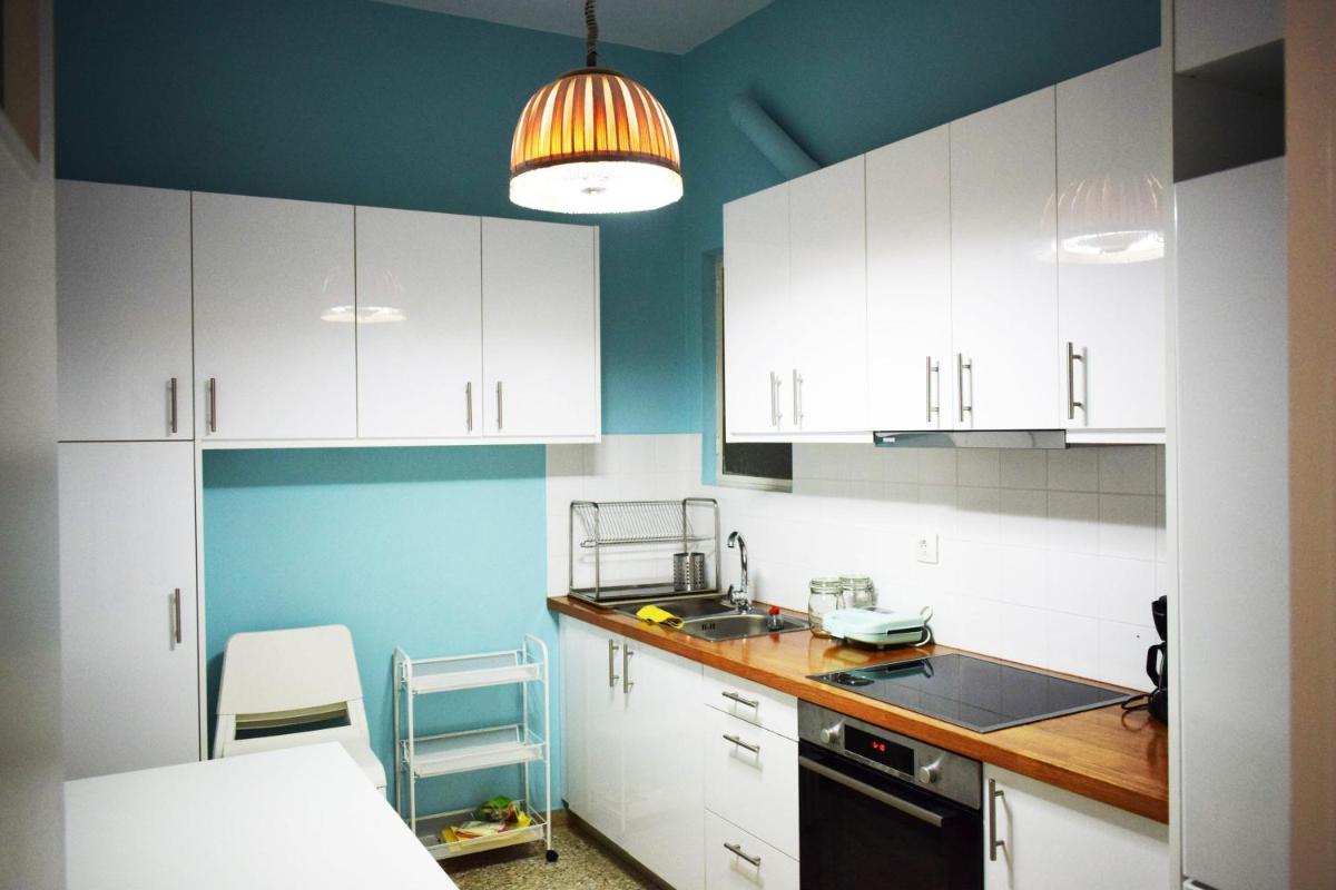 Warm & cozy apartment in the center of Athens - image 7