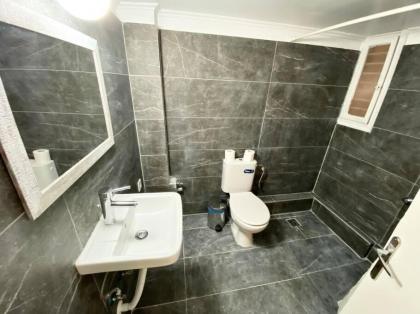 Poseidon spacious downtown Athens - image 3