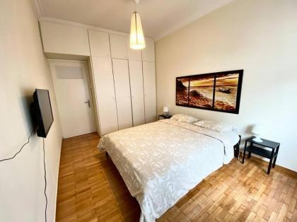 Poseidon spacious downtown Athens - image 4