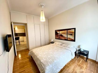 Poseidon spacious downtown Athens - image 9