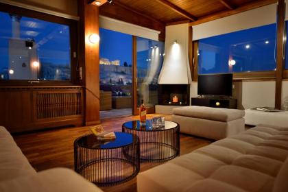 KARYATIS LUXURY MAISONETTE by K&K