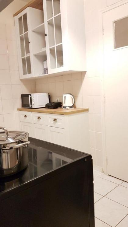 Begonia-Athens Center 6 BD 25 BATH - image 12
