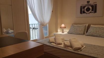 Begonia-Athens Center 6 BD 25 BATH - image 19