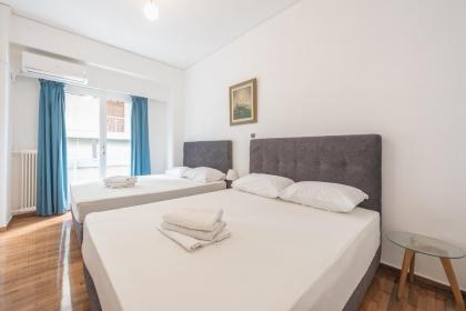 Victoria Majestic Suites Apartments - image 10