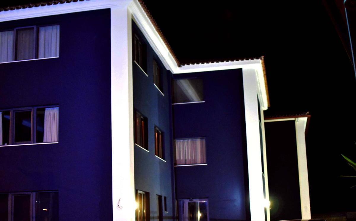 CHROMA Lodge Pikermi - main image
